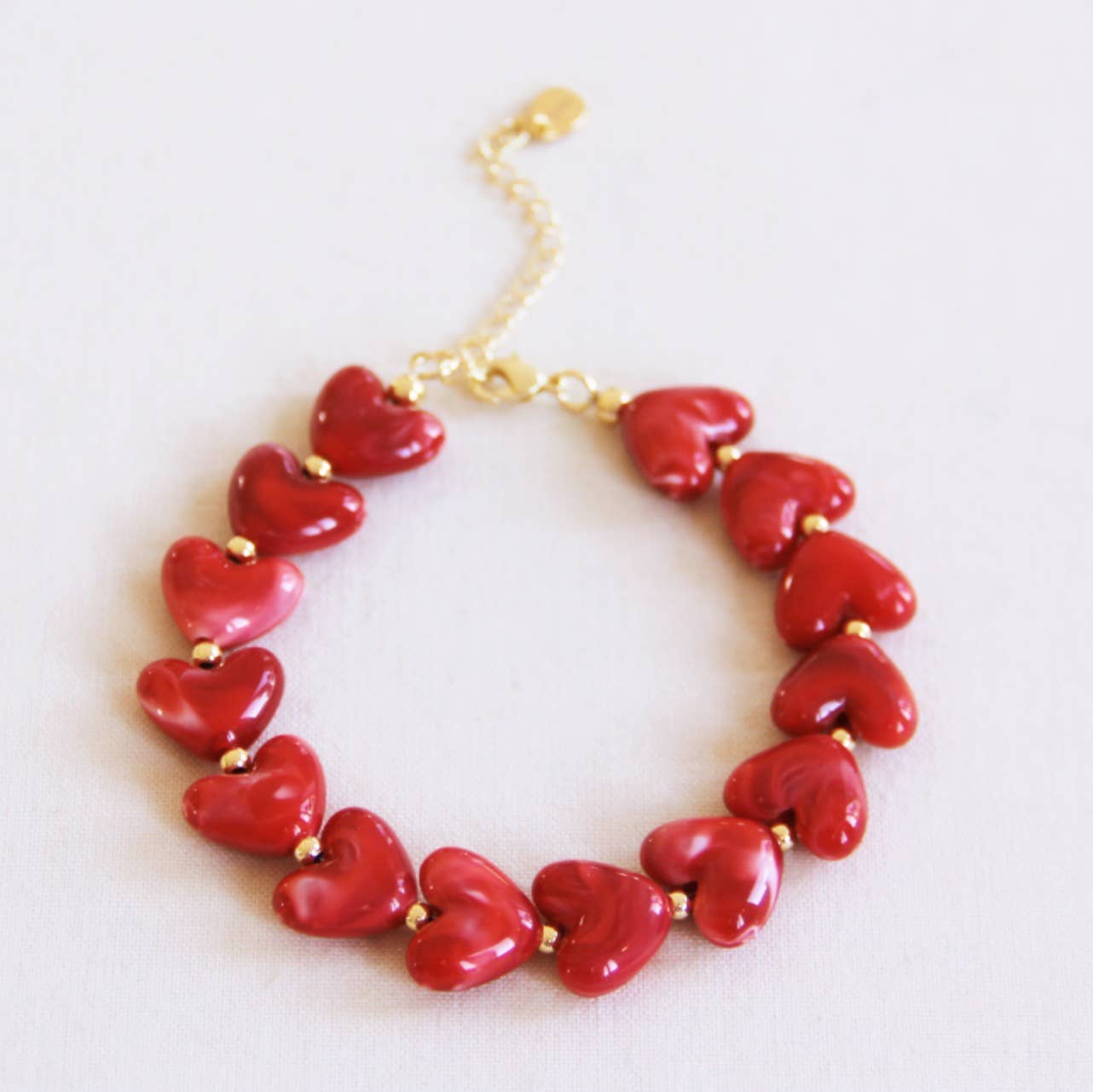 Bracelet en perles cœur en résine XL - rouge